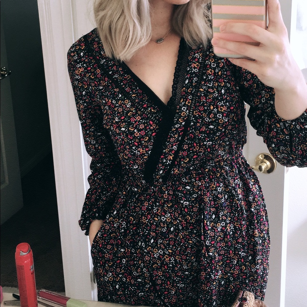 Fall V neck dress 🍂🍁